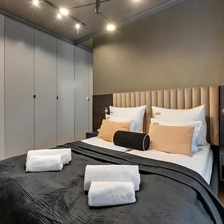 Porto Seaside By Downtown Apartman *