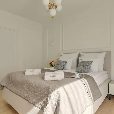 Porto Seaside With Free Parking & Gym By Downtown Apartmán